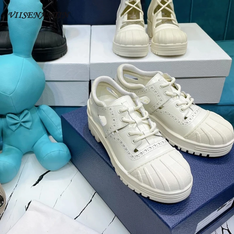 

Luxury Brand Hollow Derby Shoes Spring and Summer High-quality Shell-shaped Round Head Cowhide Lace-up Sneakers