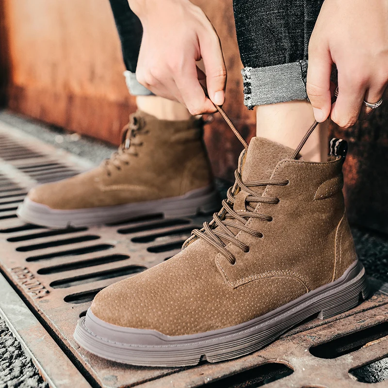 

Осенне-зимние мужские военные ботинки Martin из свиной кожи в стиле ретро, уличные повседневные ботинки для инструментов, ботинки на платформе...