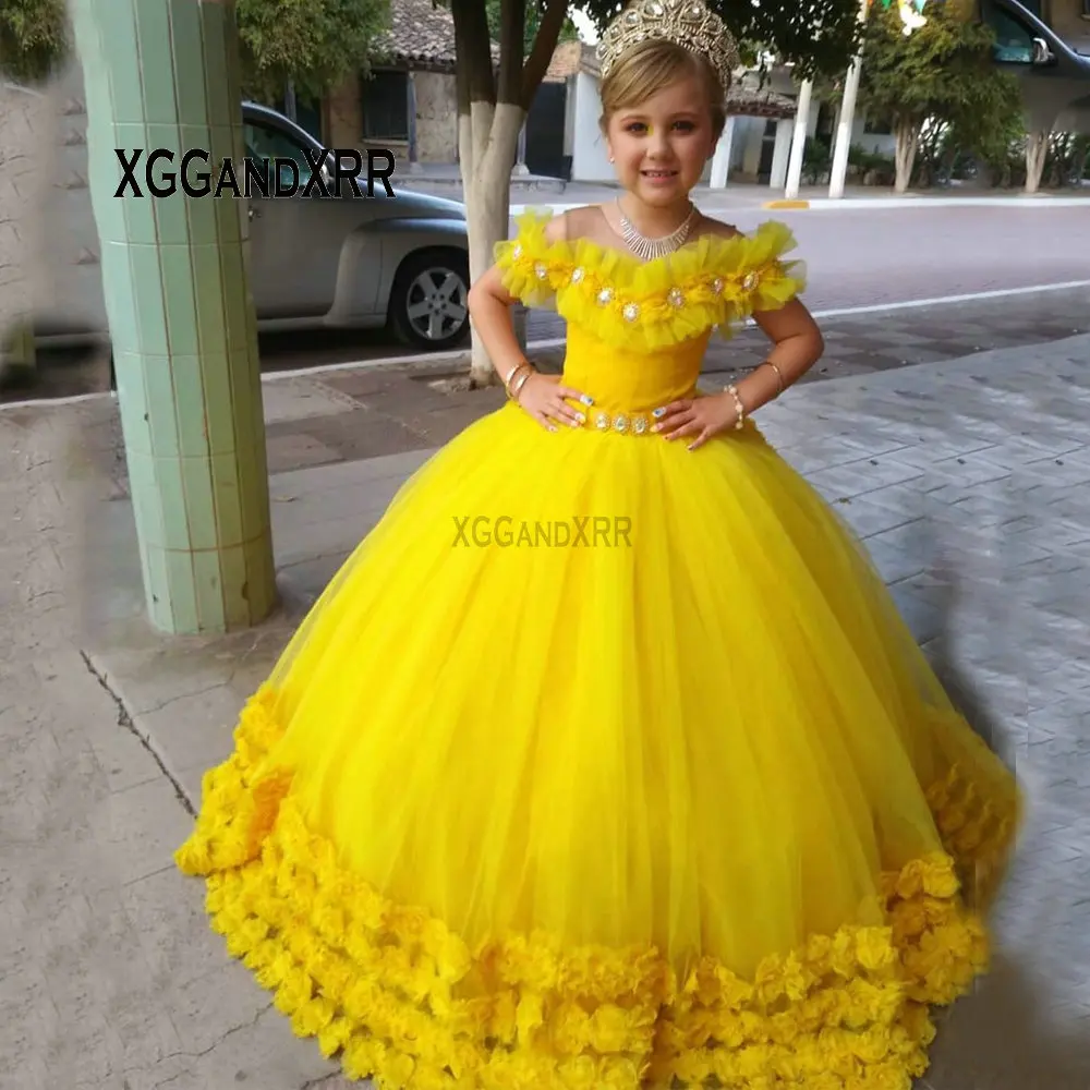 

Beautiful Yellow Ball Gown Flower Girl Dresses O Neck Short Sleeves 3D Flowers A Line Little Girl Dress Gala Party Pageant Dress