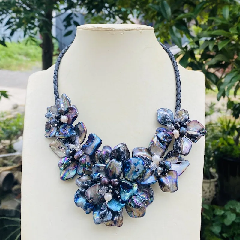 

Fashion Jewelry black mop shell flowers pearl necklace for women