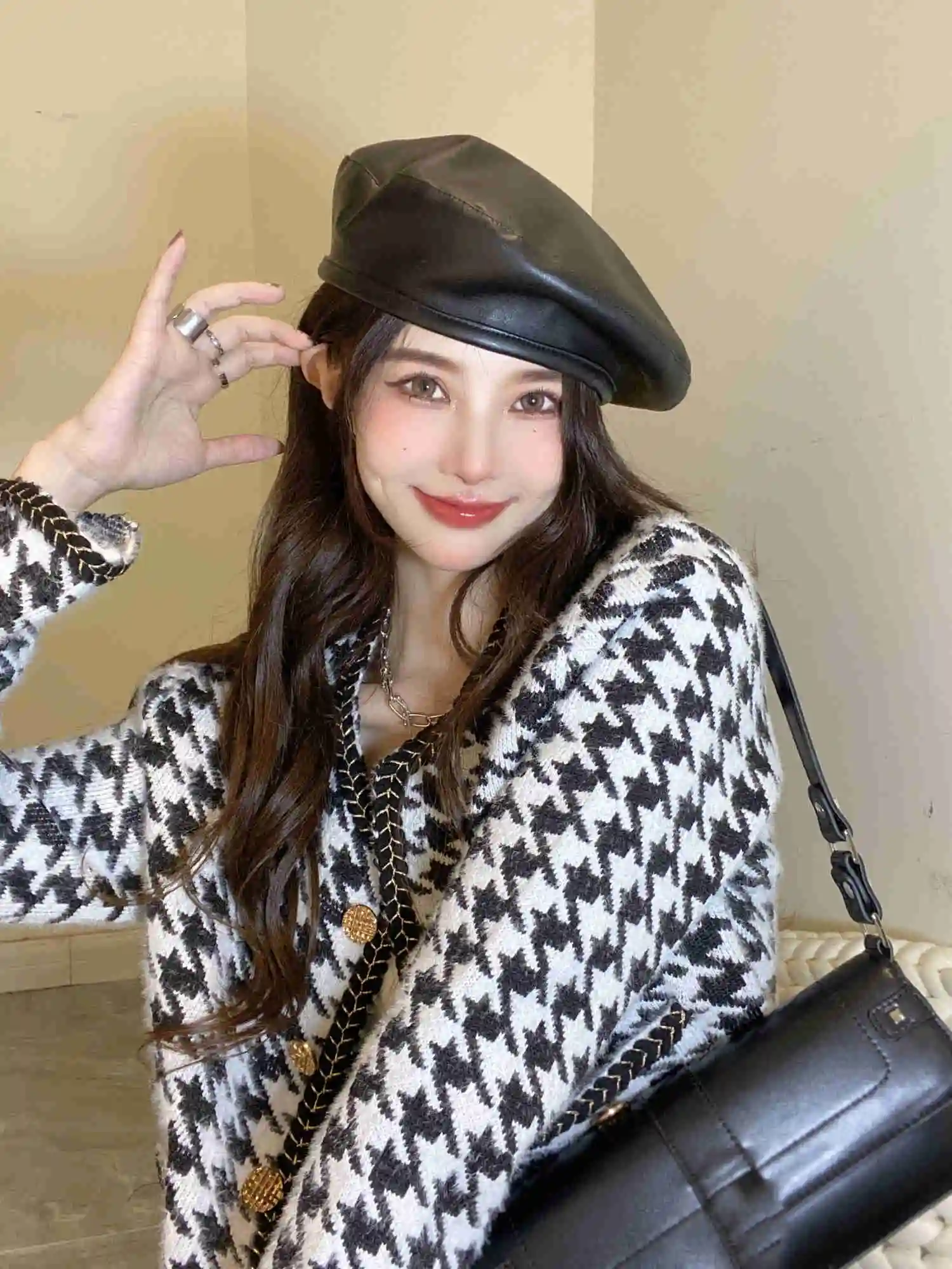 Женское свободное короткое пальто с длинным рукавом в стиле гусиные лапки