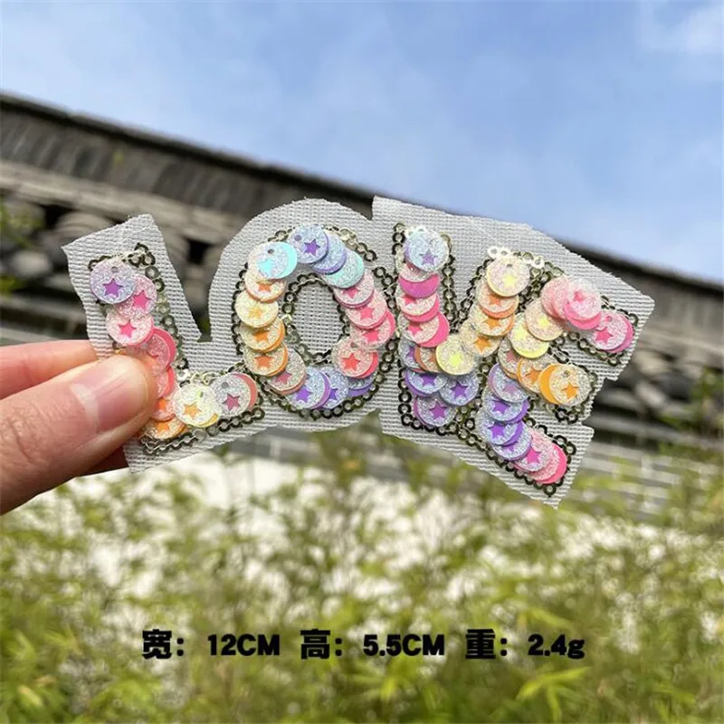 

PEMODOX 1pcs Embroidery Label Processing Sequin Embroidery Sequin Patch Letters Love Clothing Accessories Badge Cloth Patch