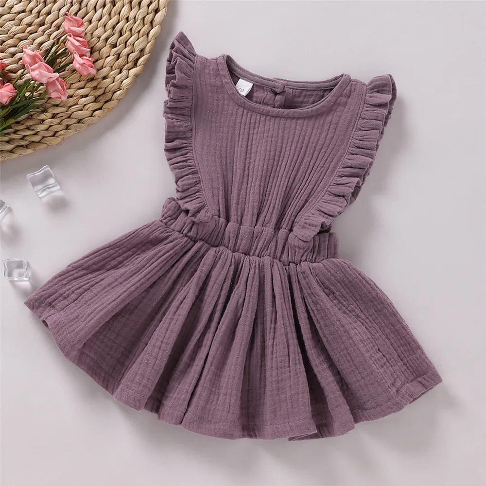 Детское однобортное платье трапециевидной формы с рукавом-фонариком | Мать и