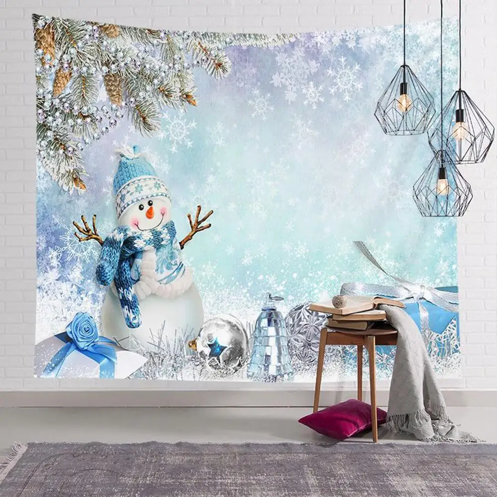 Снеговик с изображением новогодней елки и настенный гобелен Новогоднее