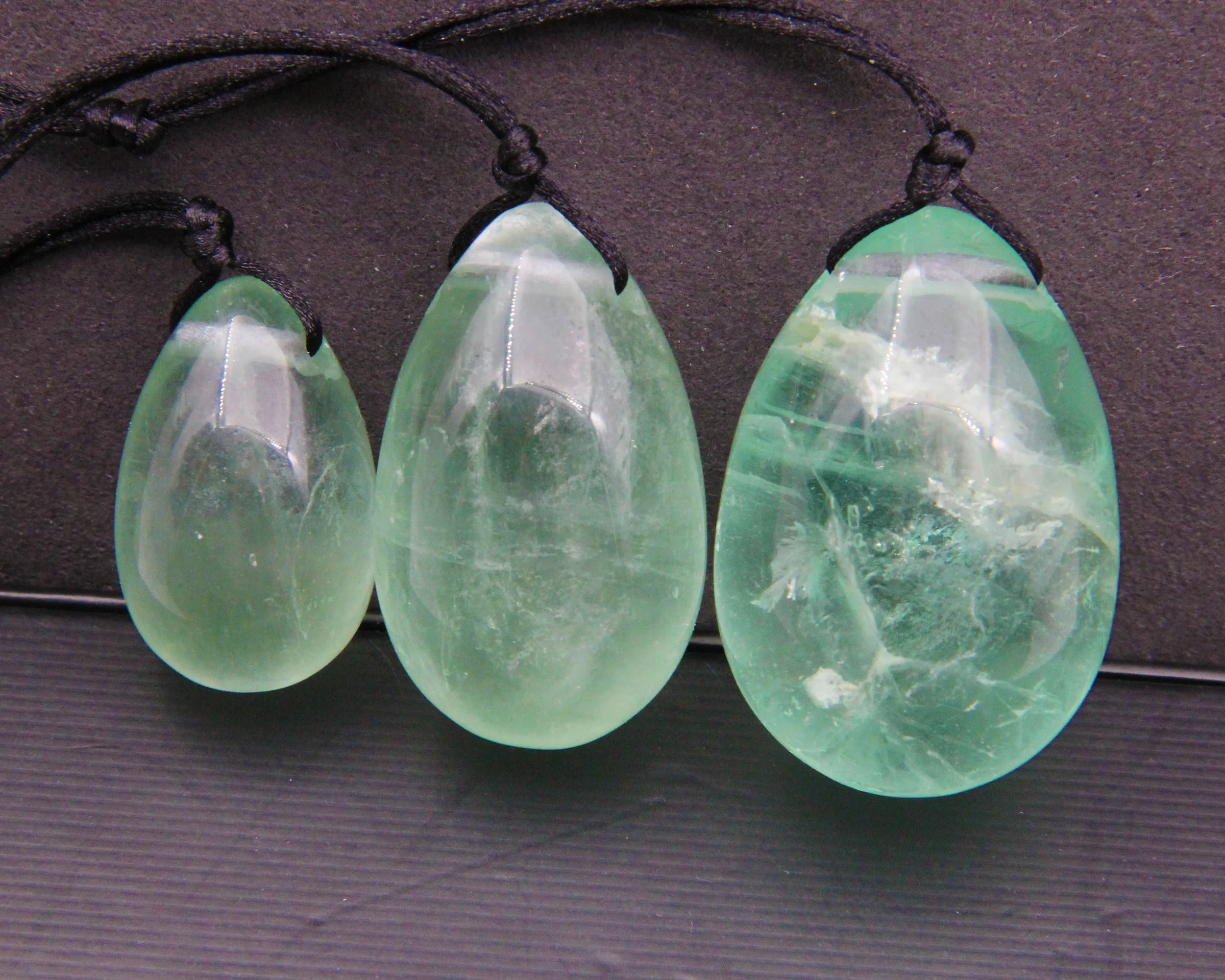 

Natural Green Fluorite Yoni Egg Kegel Sphere Women Pelvic Floor Muscle Kegel Exercise Healing Yoni Egg For Her Gift