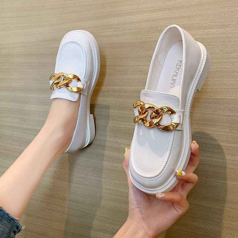 

Women's Chain oxford Flats Shoes 2021 Spring Slip On Loafers PU Leather White Black Shoes Women Ladies Shoes Autumn punk Gothic