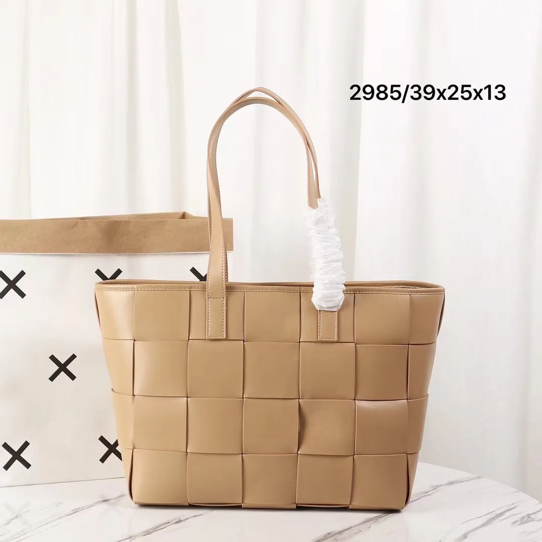 

free shipping 2020 the new style hand-made knitting genuine leather sheepskin women handbag one shoulder bag 5 color 39cm