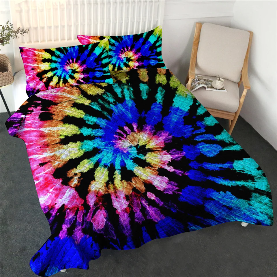 BlessLiving Eyelash Coverlet Set Cute Eyes Gold Black Bed Quilt Set 3-Piece Modern Bedspreads for Fashion Girls Summer Blanket