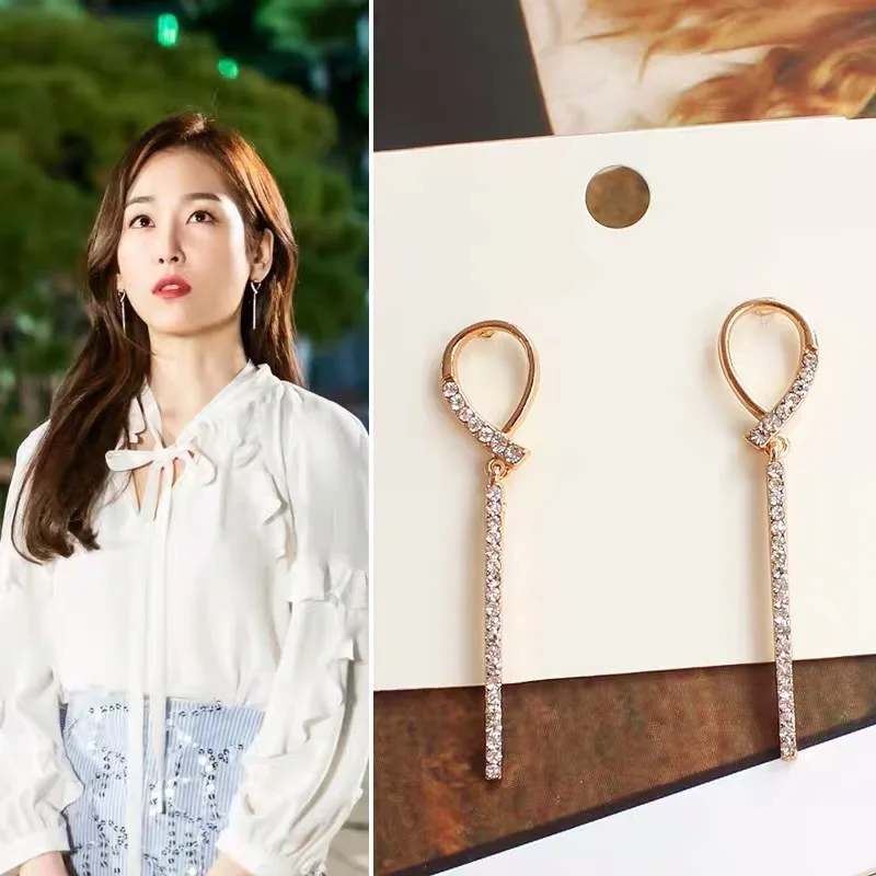 Женские серьги-гвоздики с геометрическим рисунком | Украшения и аксессуары