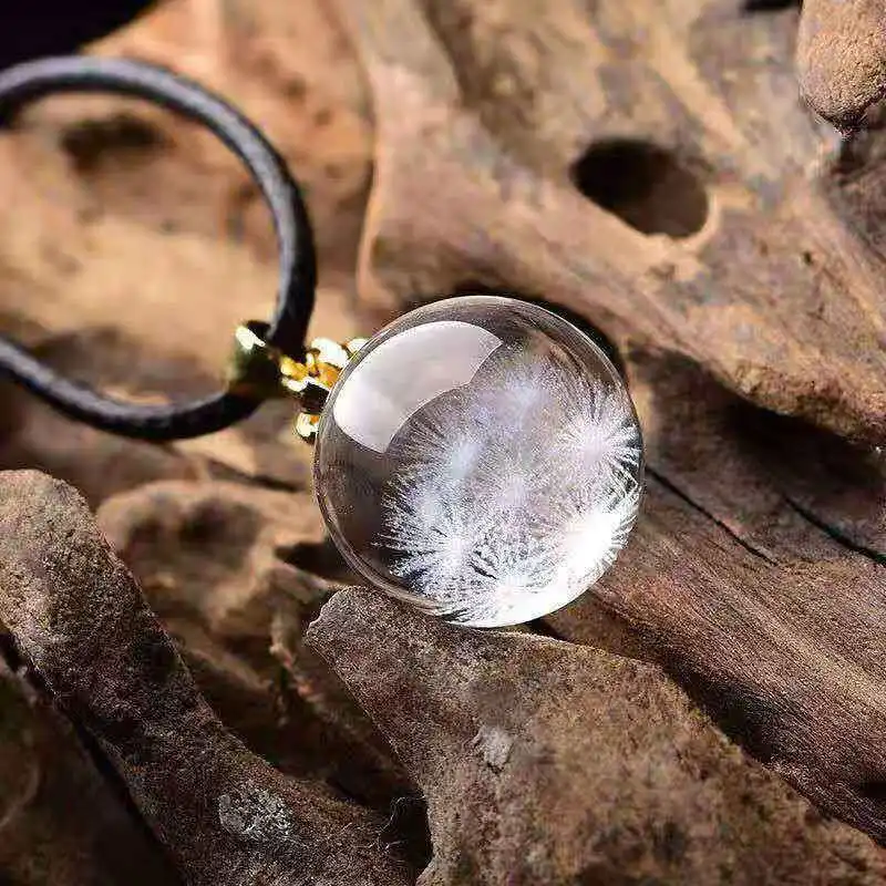 

Hot Selling Inside Carving Hill Snow Deer Crystal Beads Pendant Necklace