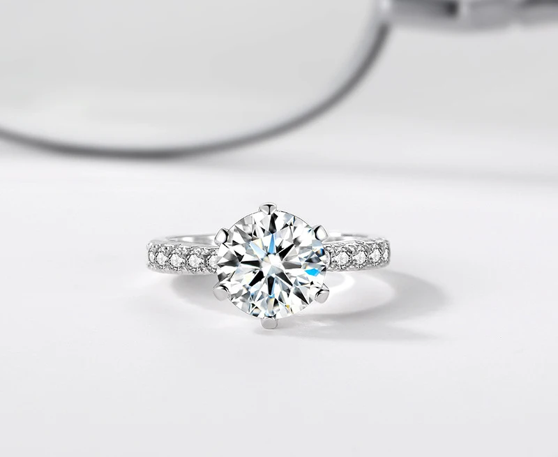 У нас есть сертификат хорошее ювелирное изделие 2.0ct 8 мм циркония кольцо с