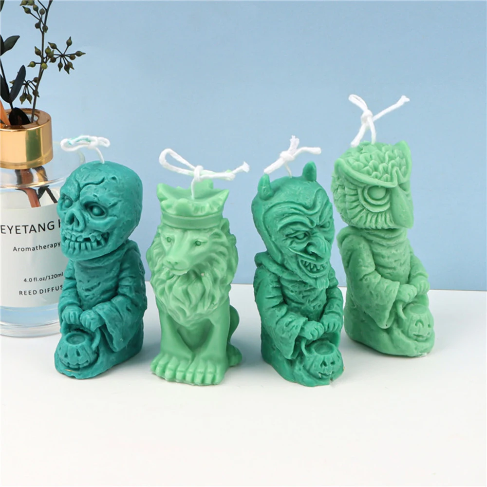 

Shaman Priest Scented Candle Silicone Mold DIY Zombie Ghost Cake Handmade Soap Plaster Epoxy Resin Mould for Festival Party Gift