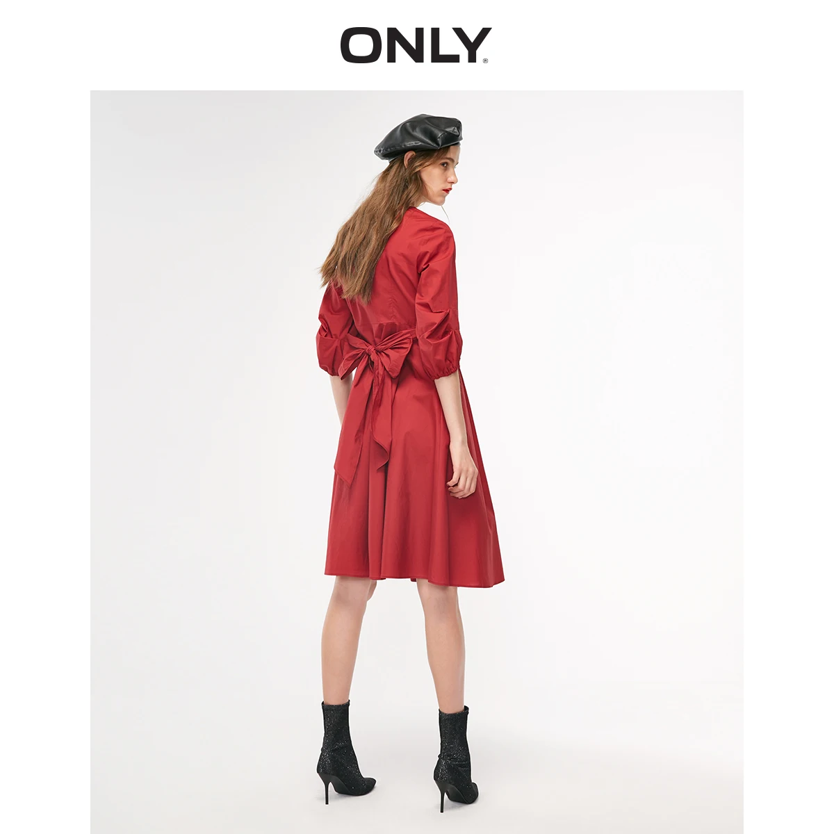 Женское платье с V-образным вырезом и шнуровкой | Женская одежда