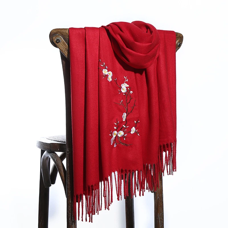 Осень-зима 2020 новая однотонная кашемировая теплая шаль с вышивкой в виде цветка