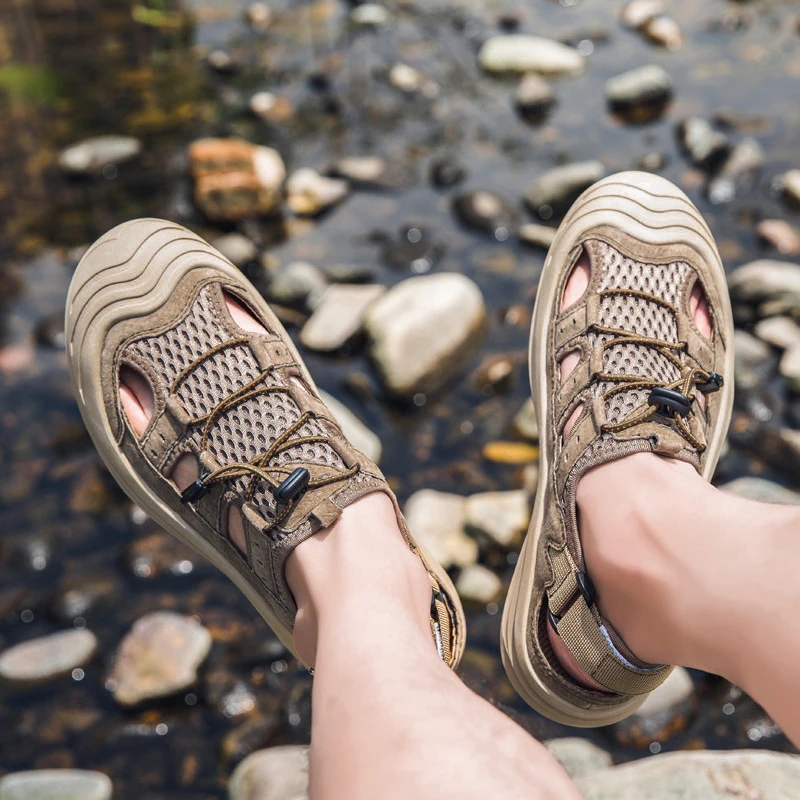 Босоножки Мужские дышащие мягкие повседневные с вырезами для вождения летняя
