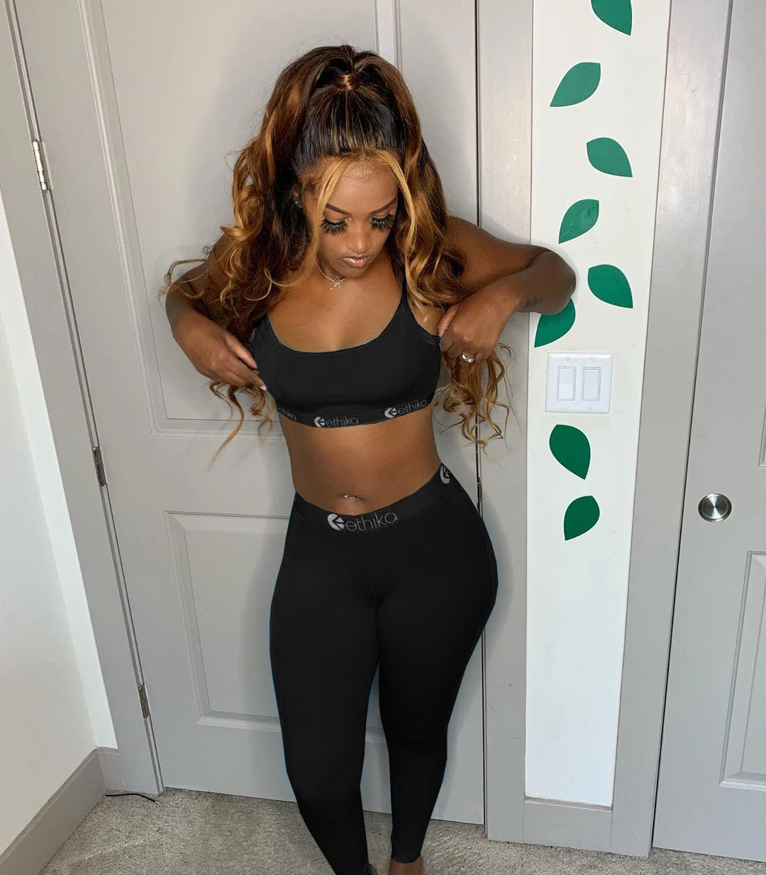 

2 , ethika + , XL