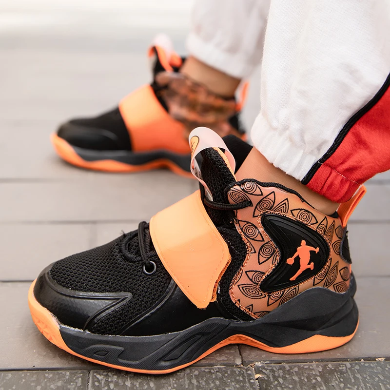 Баскетбольные Детские кроссовки Jordan черные детские спортивные уличные высокие