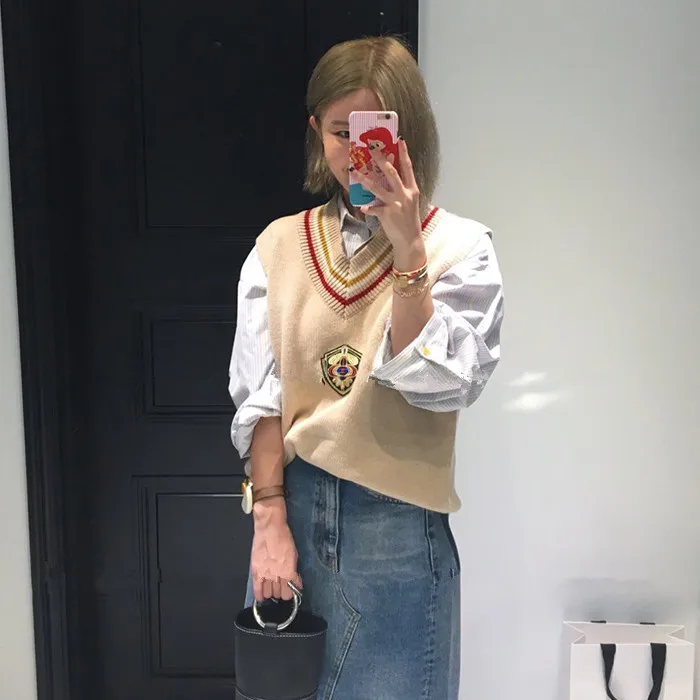 Женский пуловер без рукавов Осень зима 2019 корейский стиль винтажный значок в