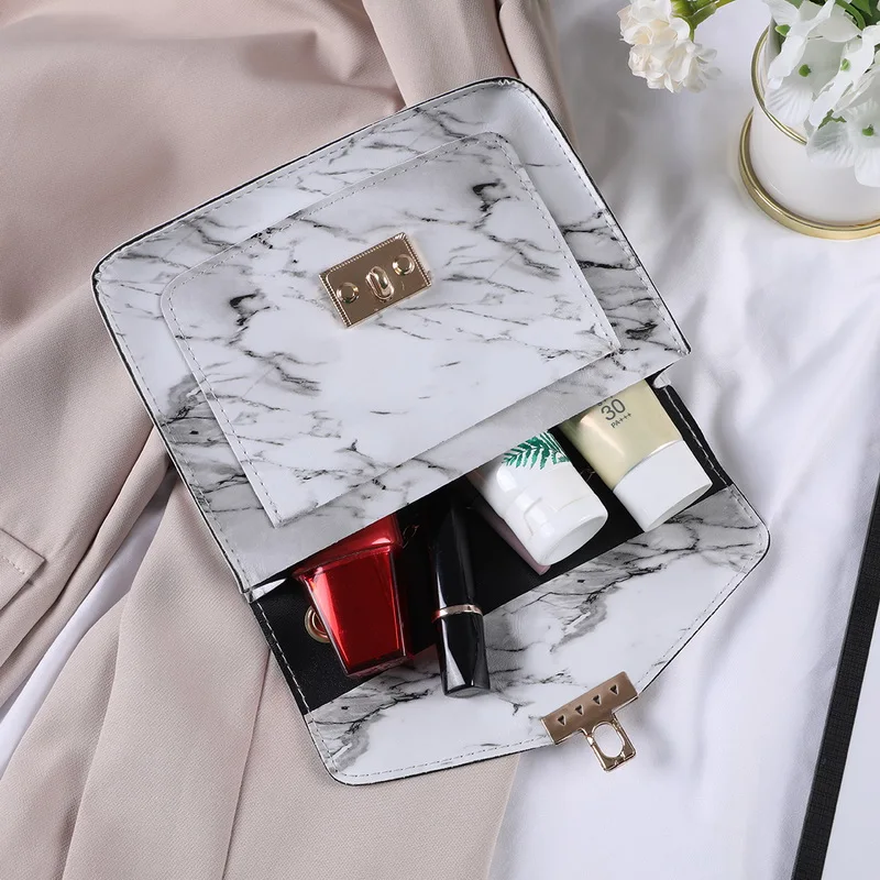 

Korean Lock Mini Square Bags For Women 2021 New Simple Handbags Wild Shoulder Bag Student Mobile Phone Bag