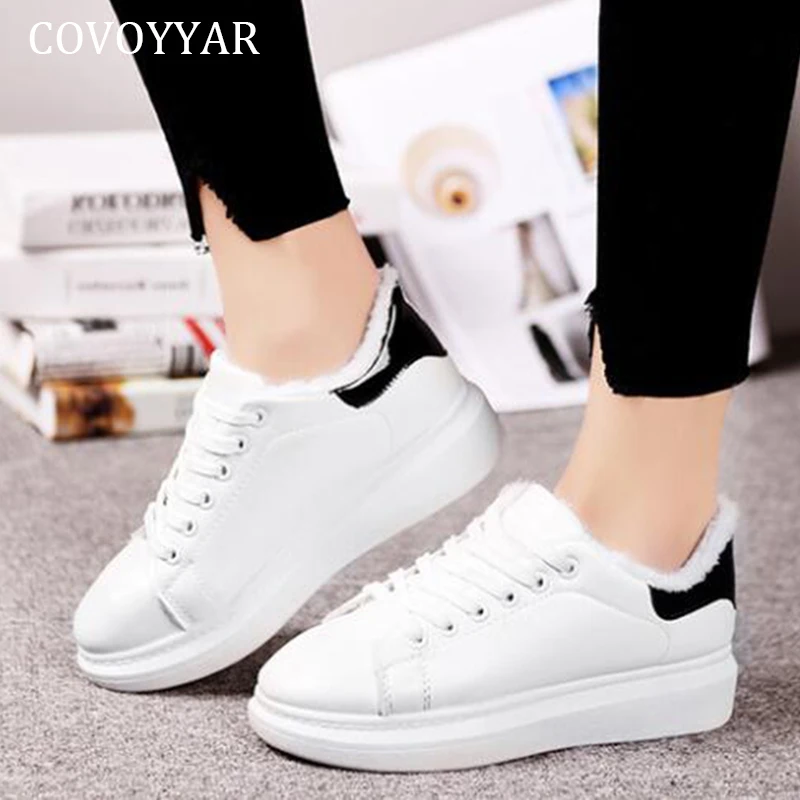 Женские кроссовки с меховой подкладкой COVOYYAR белые удобные на платформе со