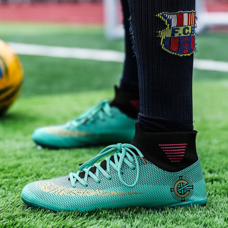 2022 New Adult Soccer Boots Men Professional Soccer Cleats Light High-top Men's Football Shoes Long Spikes Football Sneakers Men