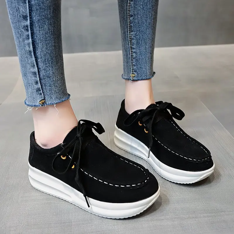 

Women's Shoes Autumn New Casual Peas Shoes Women's Thick-soled Waterproof Platform Rocking Shoes Versatile Personality Hot Sale