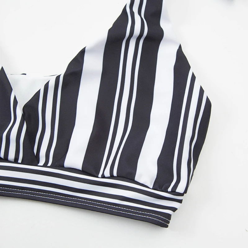 

2021 New Ladies Bow Split Swimsuit Striped Print Sexy Beach Bikini