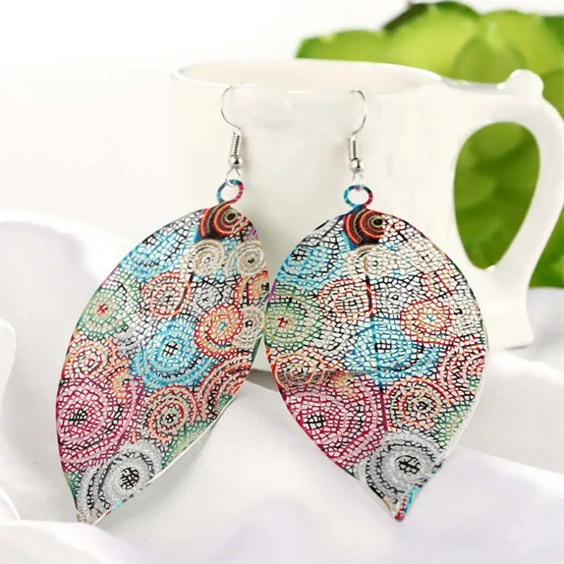 

Europe and the United States new jewelry hollow leaf printing earrings retro ethnic style earrings metal color earrings wholesa