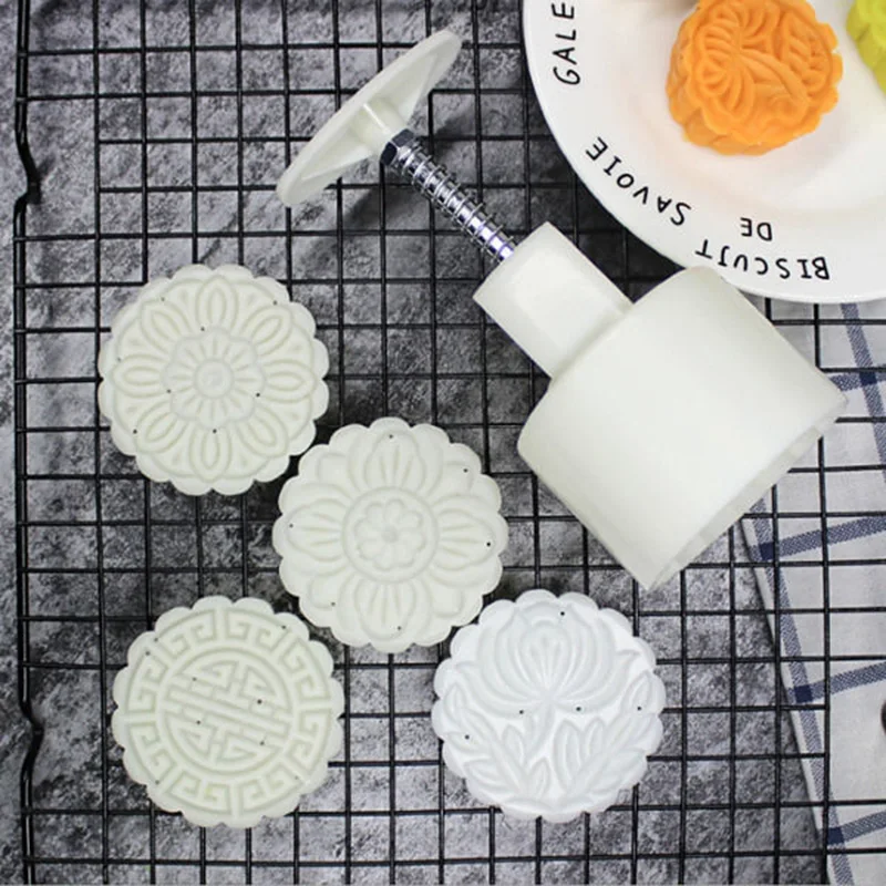

16pcs/set Hand Pressure Mooncake Mold DIY Biscuits Molds Plastic Cookie Cutters Set Home Kitchen Baking Pastry Tools Accessories