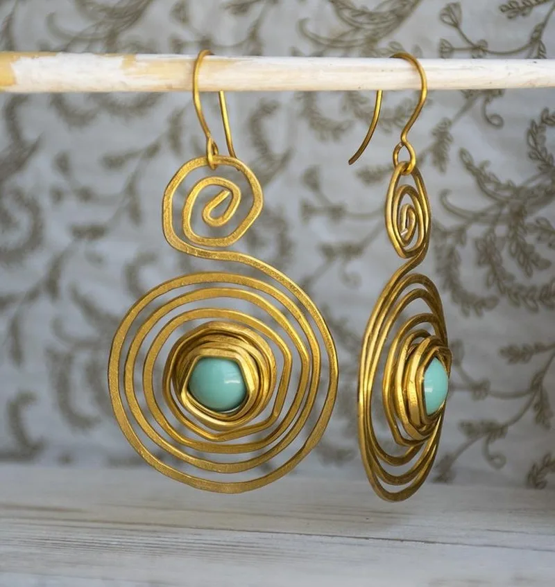 

2020 Vintage Hollow Spiral Blue Stone Drop Earrings Womens Tribal Jewelry Metal Antique Silver Color Whirl Ethnic Earrings Gift