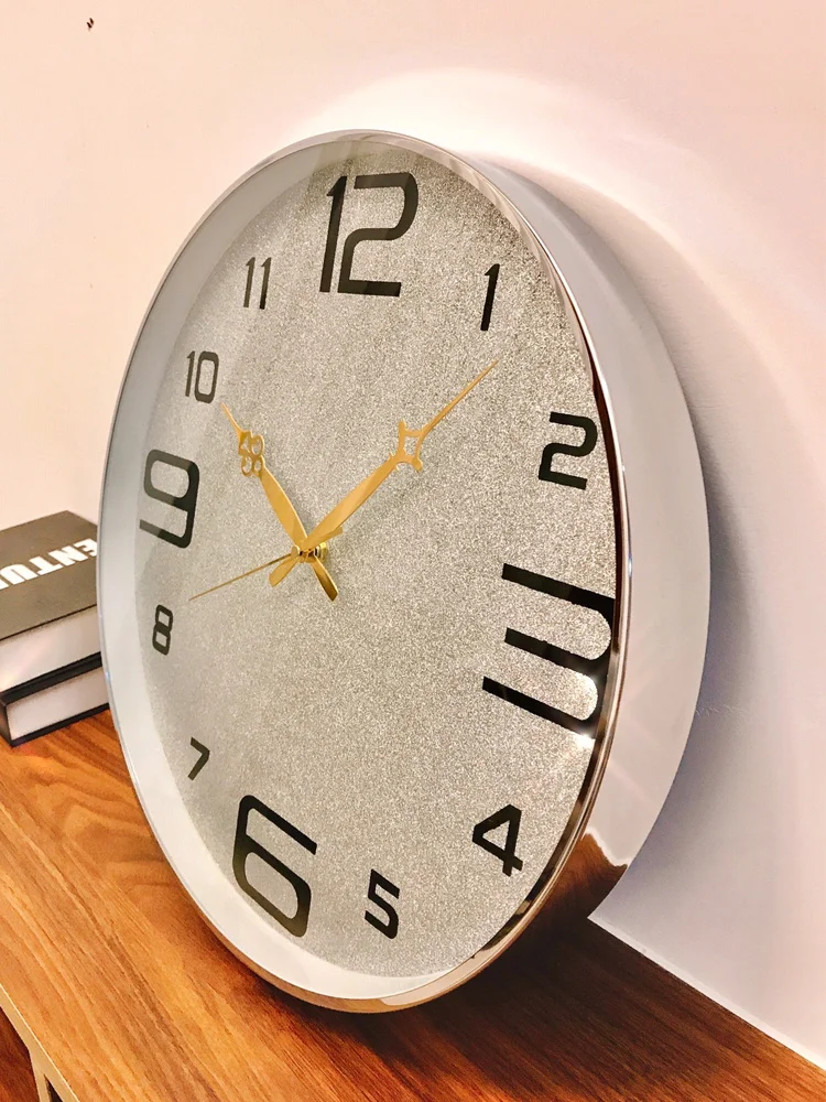 Большие настенные часы металлические для гостиной бесшумные спальни тайные дома