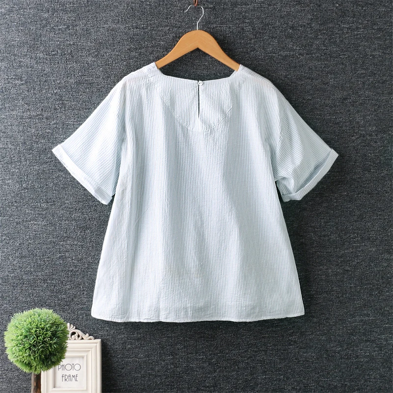 

Summer new women's sweet round neck embroidery flower stripe Pullover Top short sleeve casual wear