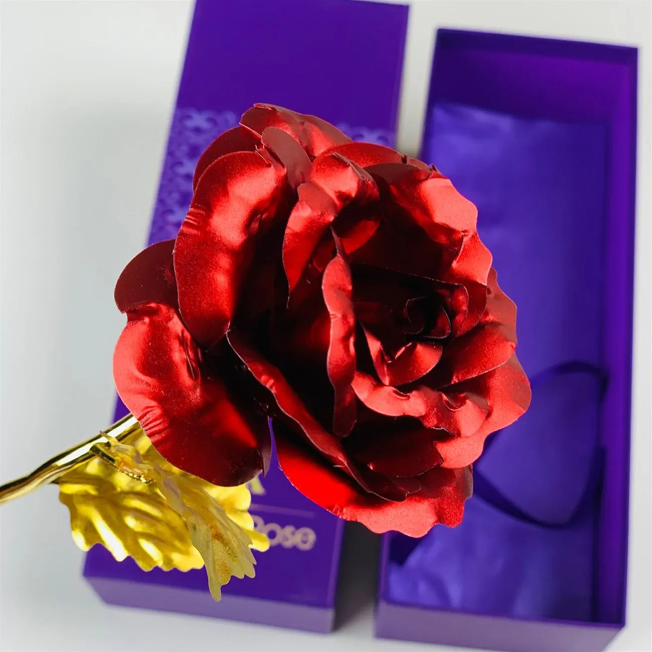 

Special Design In the BOX 24 K Plated foil rose