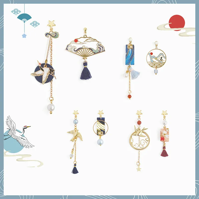 

New Chinese style Folding Fan Modeling Crane Cloud Hanging Dangle Earrings 2021 Trend for Women Hollow asymmetric Metal Jewelry