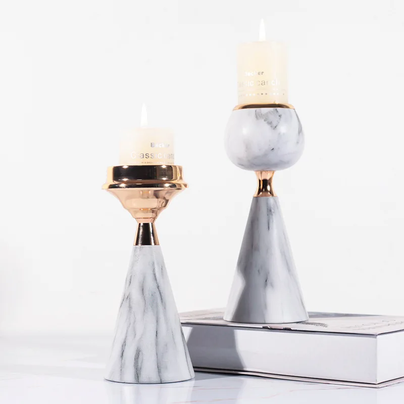 

Romantic Pillar Candle Holder Metal Retro Marble Table Nordic Candle Holders Elegant Simple Swieczniki Home Decoration BE50CH