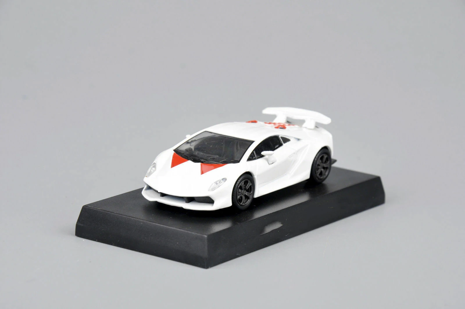 Kyosho 1: 64 литая модель автомобиля Sesto Elemento Minicar коллекция