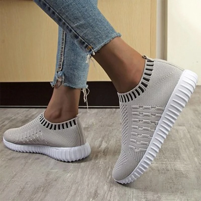 

Women's Sports Shoes Soft Sole Comfortable Running Shoes Casual Women's Shoes Mesh Upper Breathable Sneakers Women