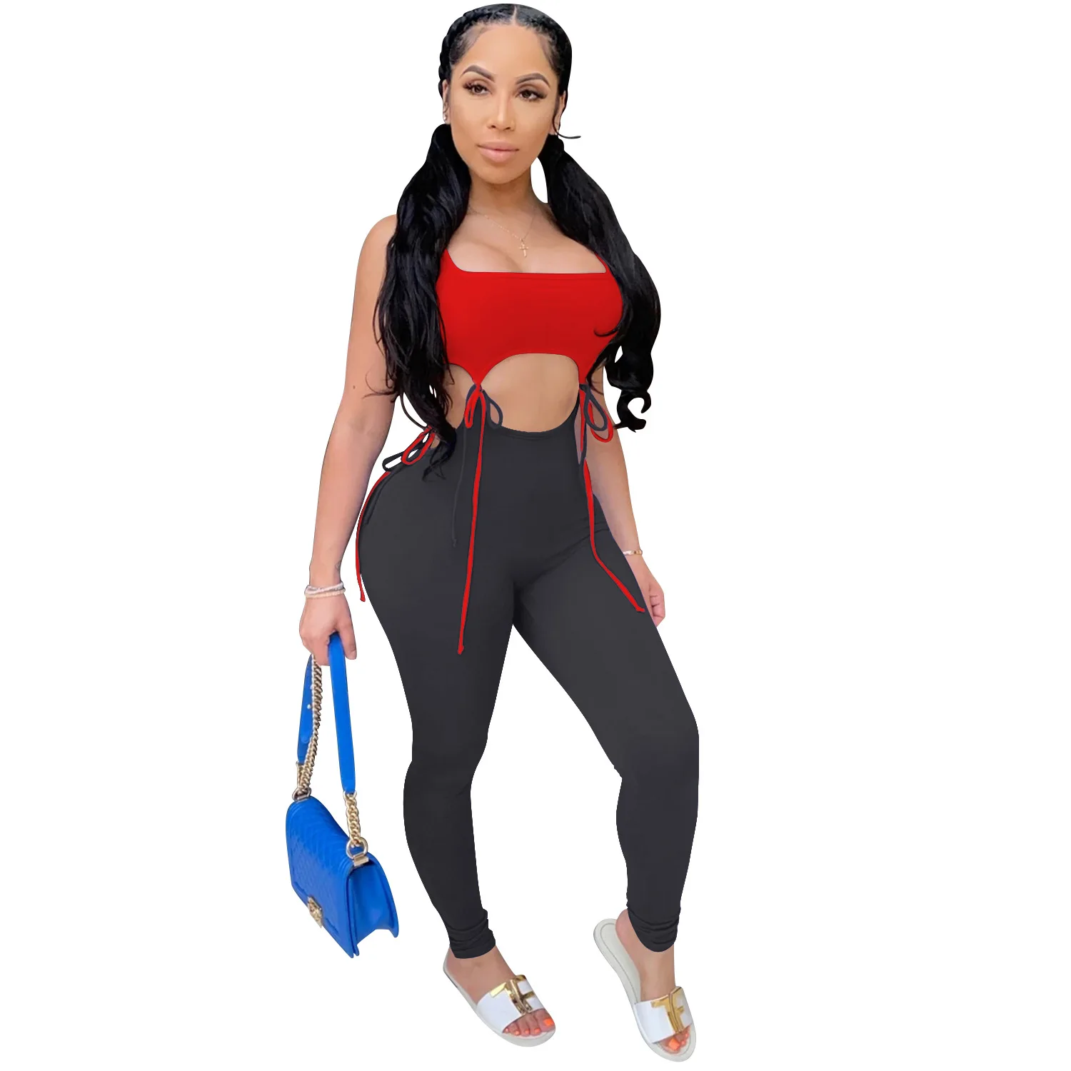 Комплект из двух предметов: укороченный топ и леггинсы |