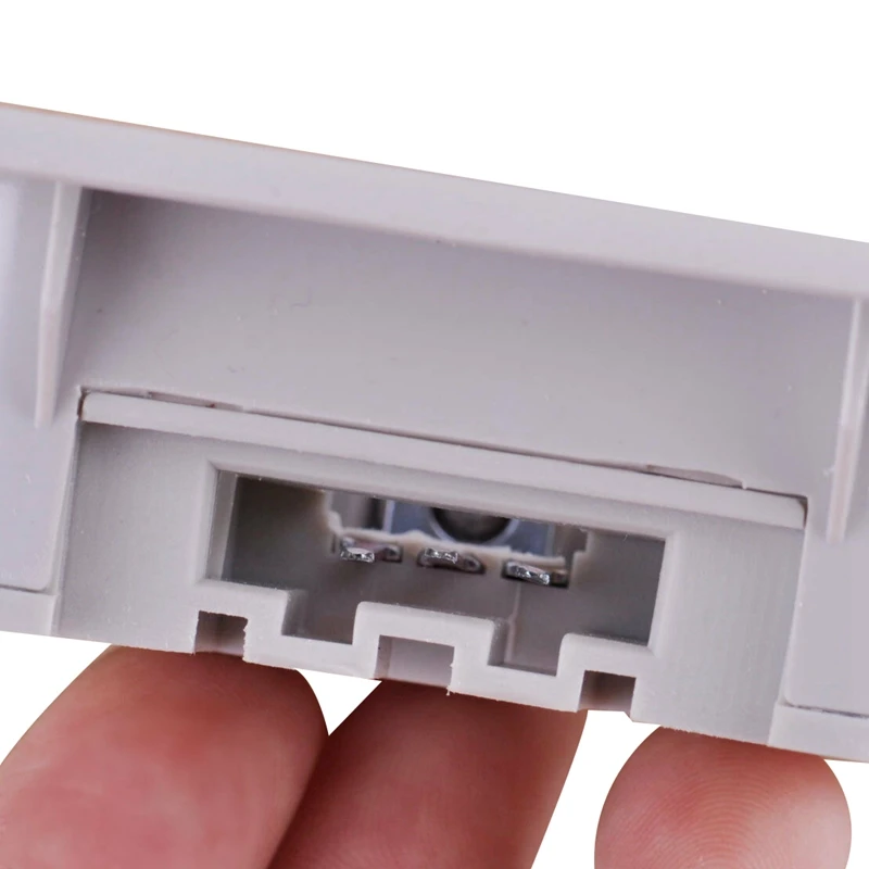 

AU04 -Car Interior Roof e Reading Light for-Polo Jetta Touran 6Q0947291A