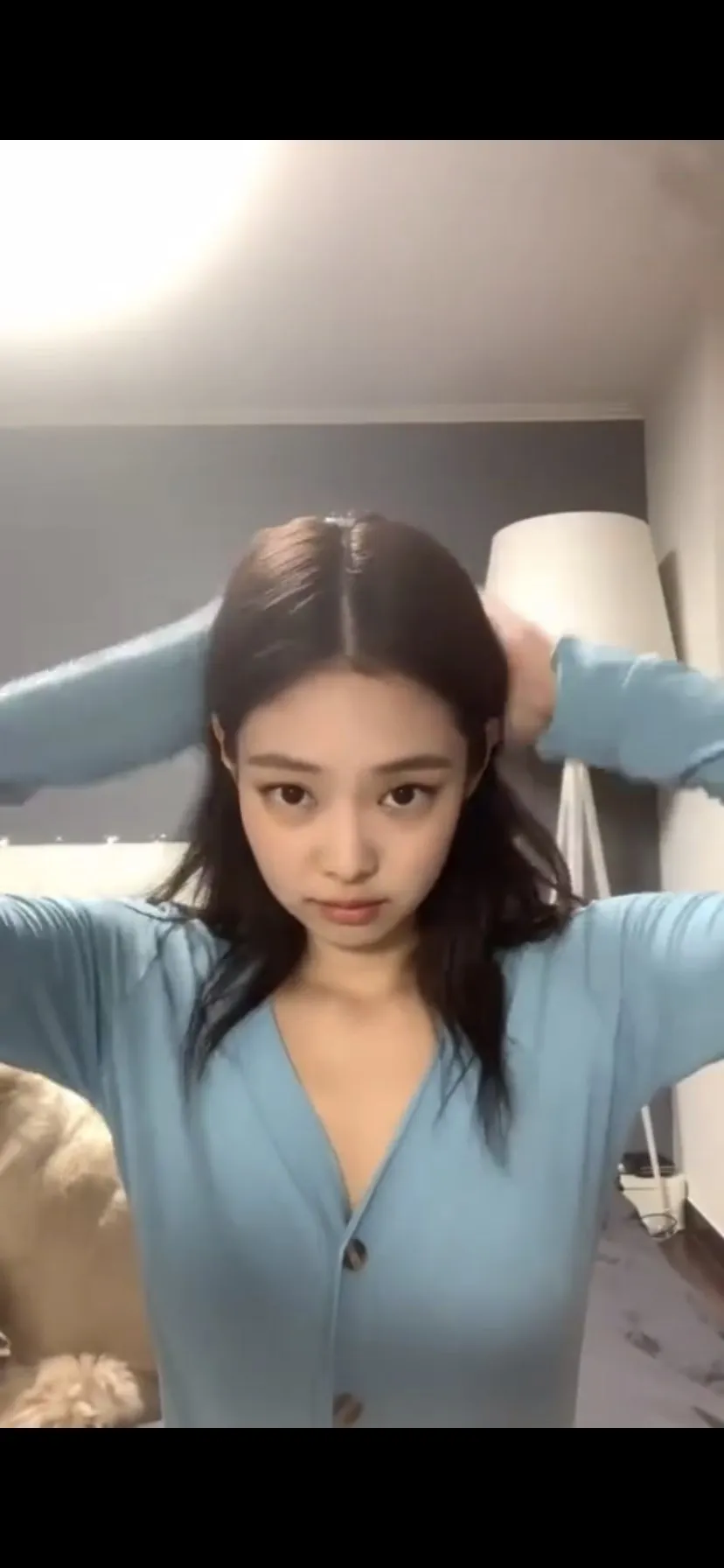 Kpop черные розовые Дженни же СИНИЕ ВЯЗАНЫЕ короткие толстовки с капюшоном и v-образным вырезом Женская Корейская дикая Толстовка Harajuku свитшоты женская одежда