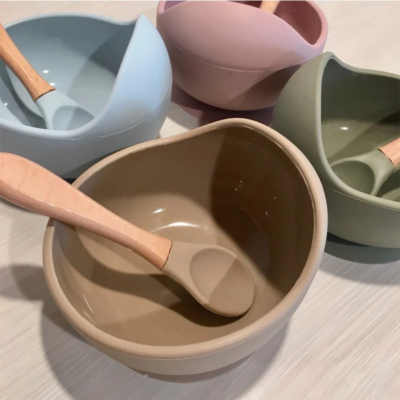 

1set Silicone Baby Feeding Bowl Tableware Waterproof Spoon Non-Slip Crockery BPA Free Silicone Dishes for Baby Bowl Baby Plate