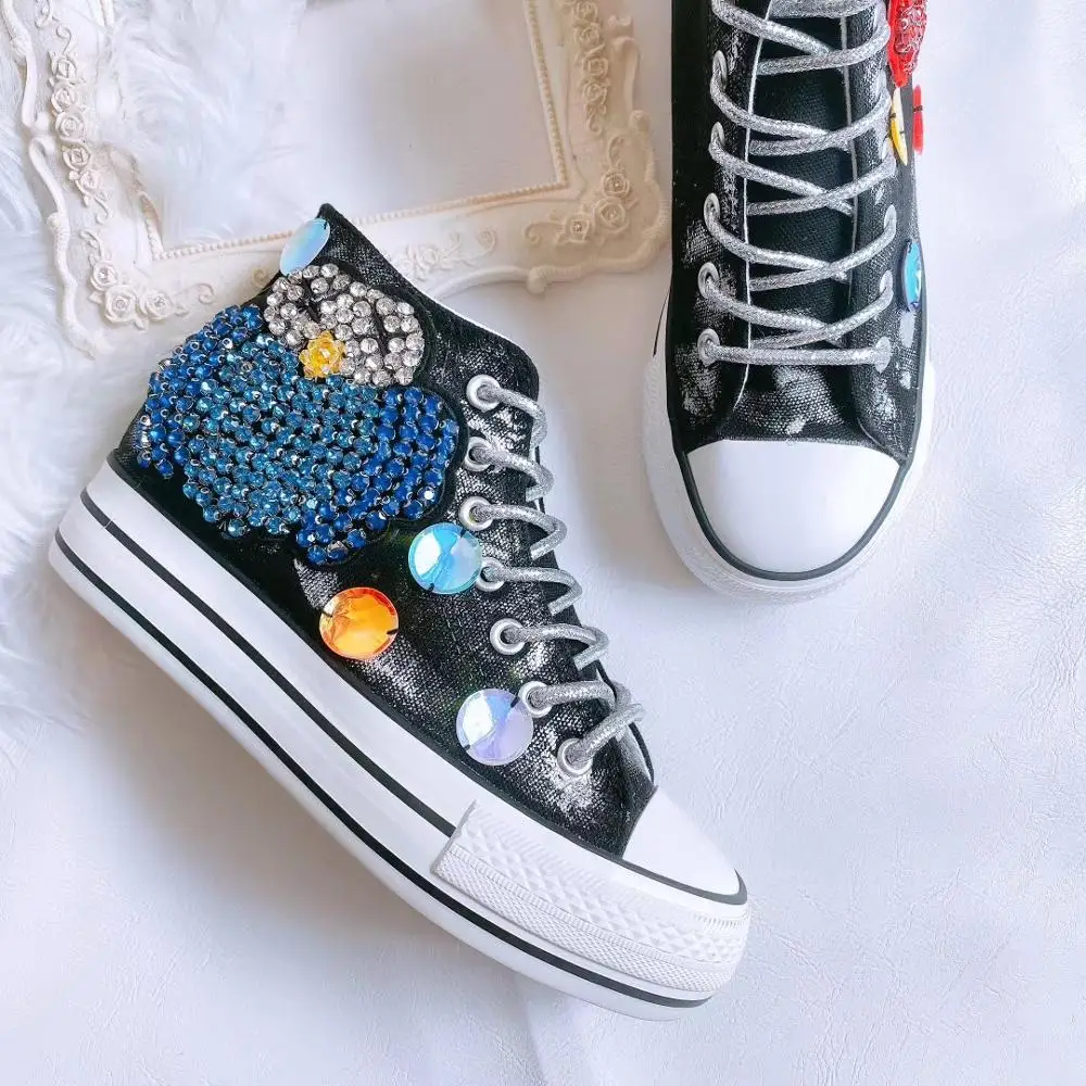 Высококачественные модные холщовые туфли с инкрустацией стразами модная