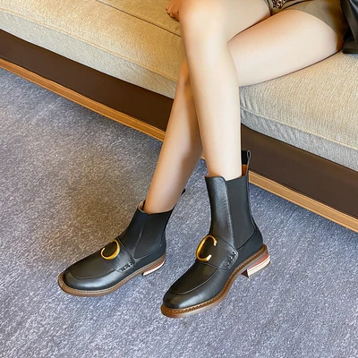 

Retro Metal Buckle Short Woman Chelsea Boots Genuine Leather Round Toe Low Heel Slip-On Winter Ankle Boots Fashion Brown Shoes