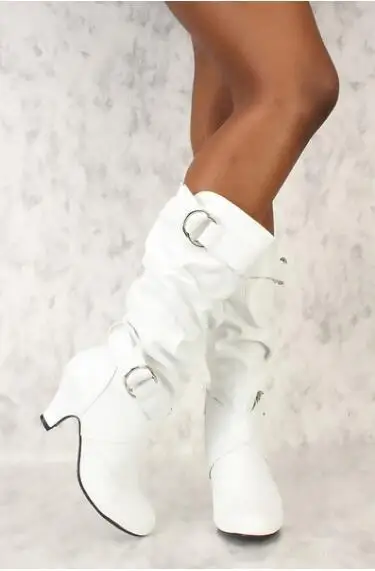 Женские зимние ботинки с круглым носком на низком массивном каблуке|Сапоги до