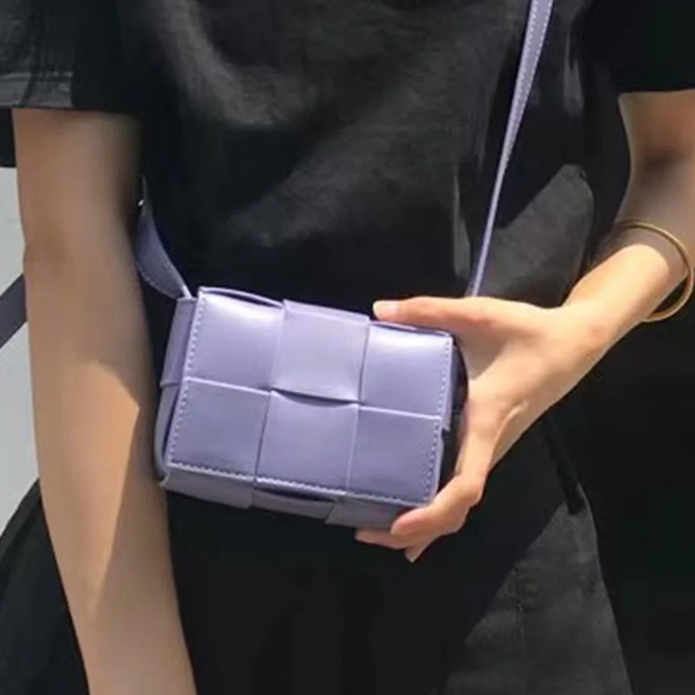 

Новинка 2021, женская сумка, модная дорожная сумка-мессенджер на одно плечо, женская сумка-блоггер из воловьей кожи, тканая мини-сумка на подуш...