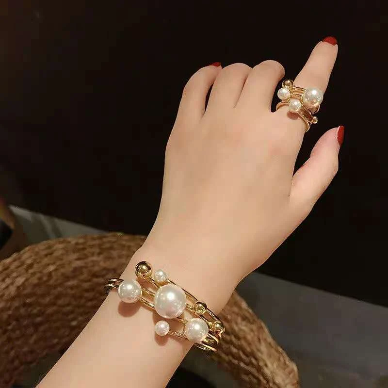 Женское кольцо с искусственным жемчугом элегантное регулируемое металлическим