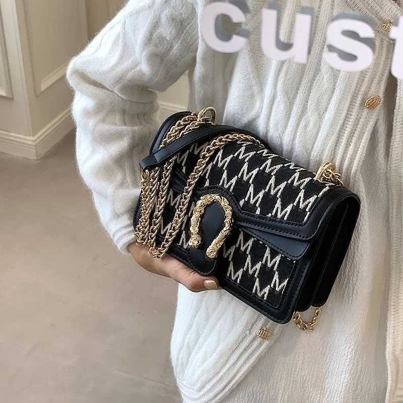 

New Women Designer Messenger Bag Fashion Casual Small Square Bag PU Leather High Quality Shoulder Bag Coin Purse