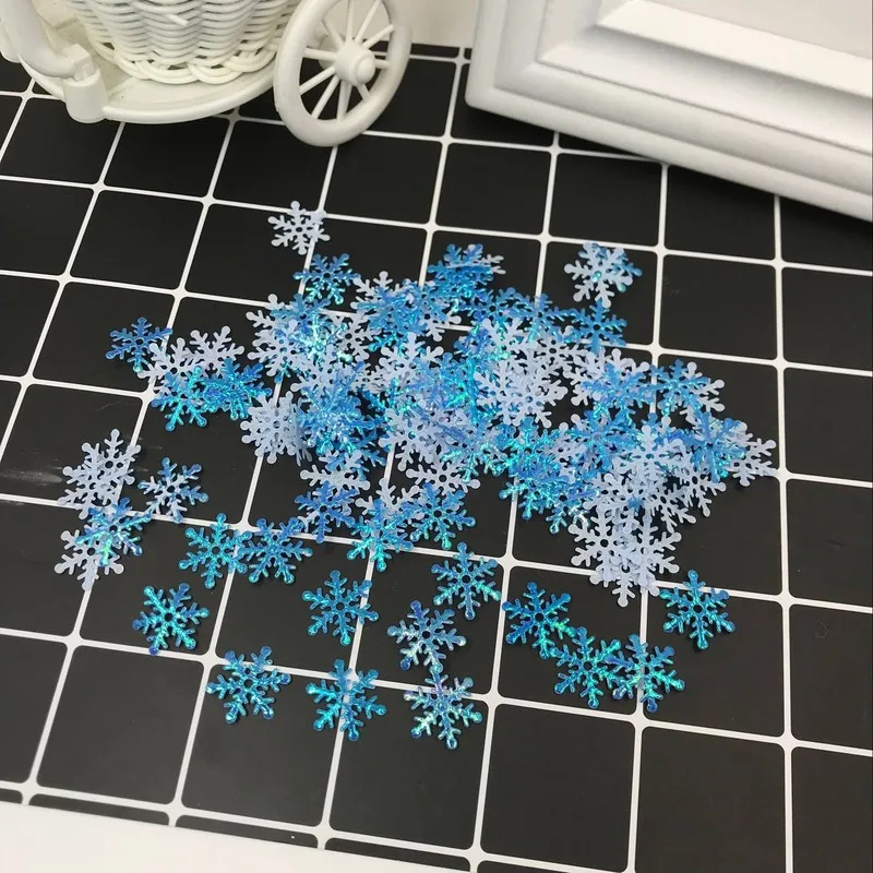 

200pcs 3cm Christmas Tree Decoration Snowflake White Artificial Snow Christmas Decorations for Family New Year Christmas Gifts