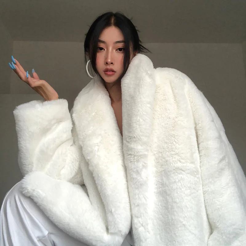 

Winter Cool Girl Fur Coat Thick Warm Faux Rabbit Fur Jacket Long Turn Down Collar White Bathrobe Overcoat Women Coat Fashion Top