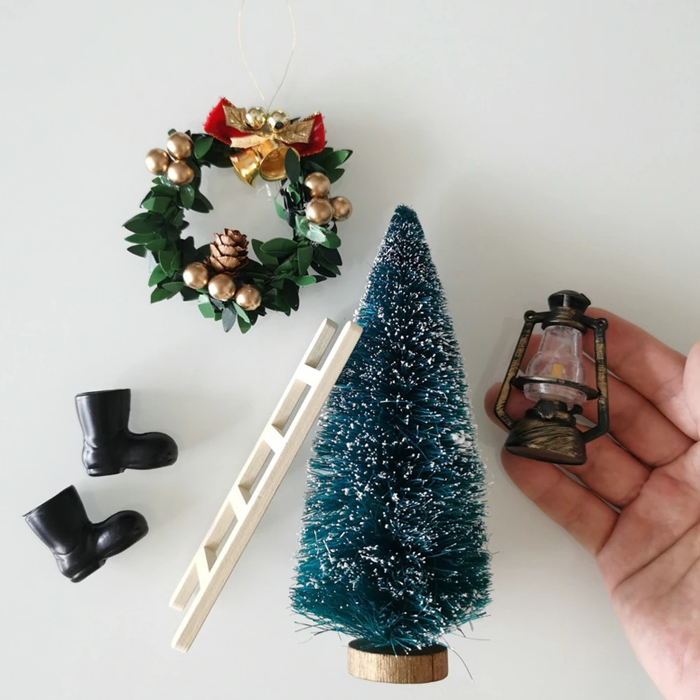 

Mini Dollhouse Miniatures Christmas Tree Kit Wreath Garland Ornaments for Home Party Ladder Door Doll House Model Accessories